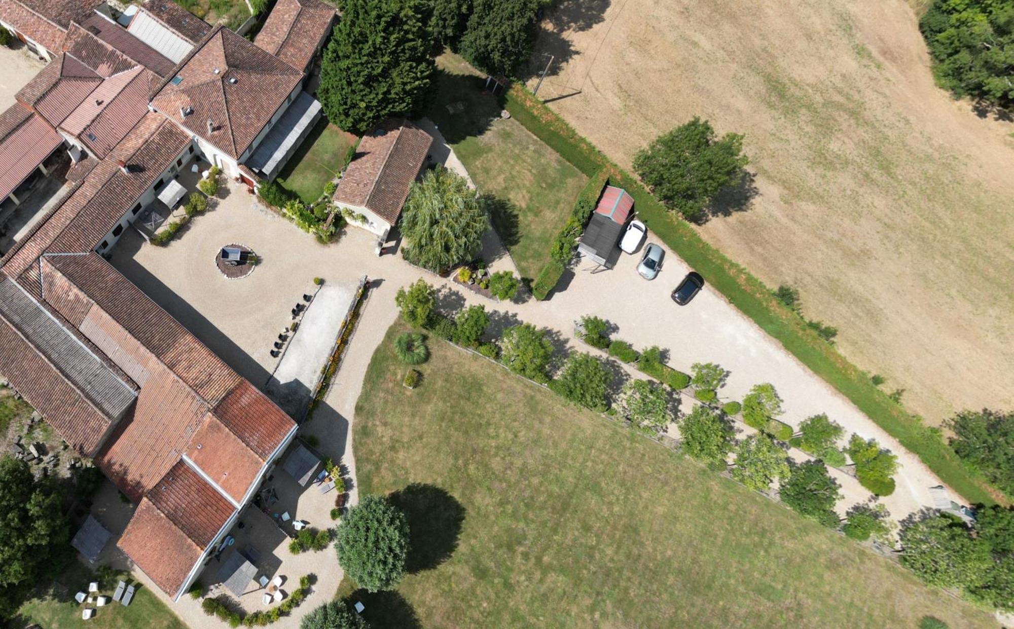 Gites De Cognac Bréville Buitenkant foto