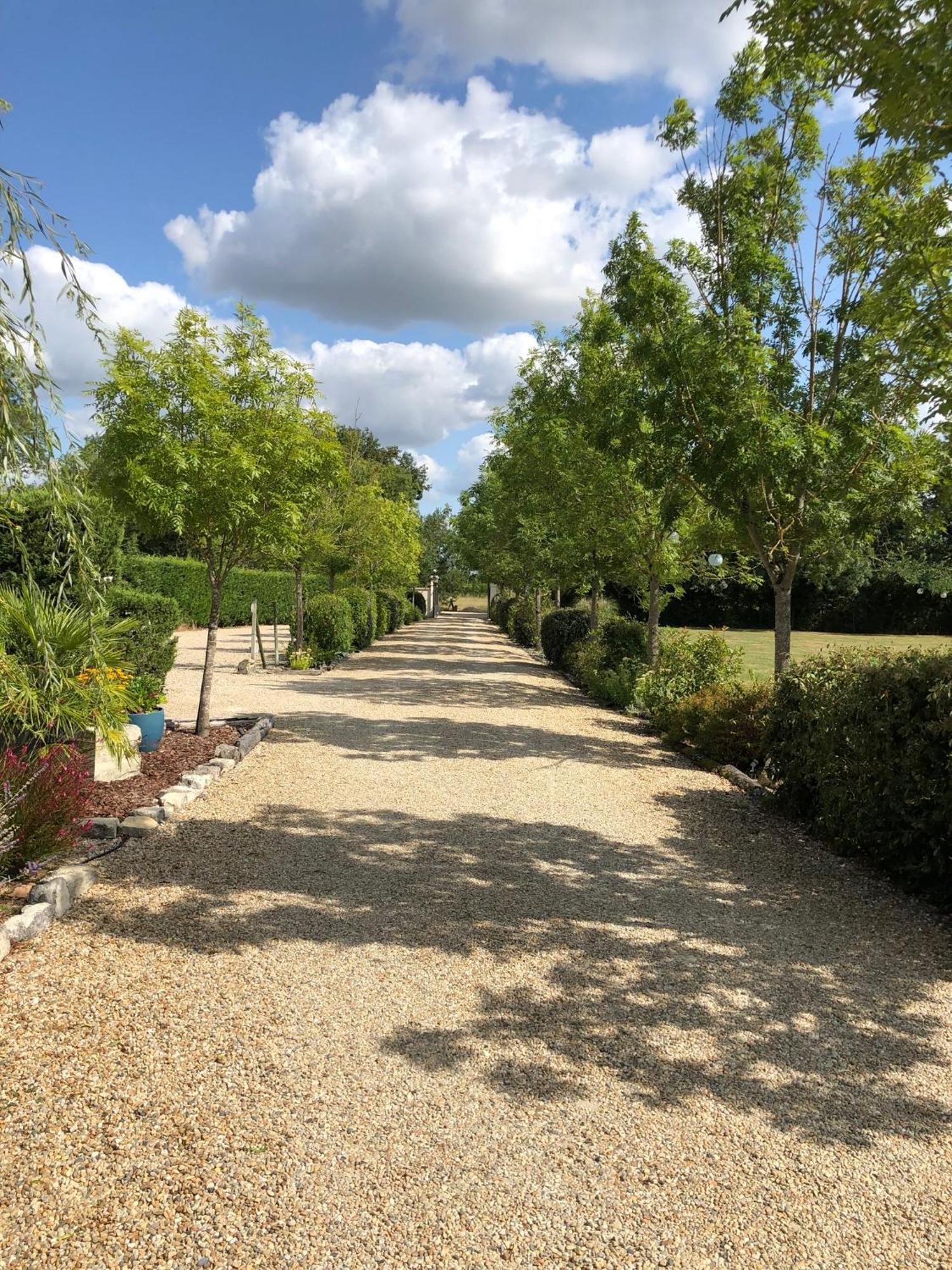 Gites De Cognac Bréville Buitenkant foto