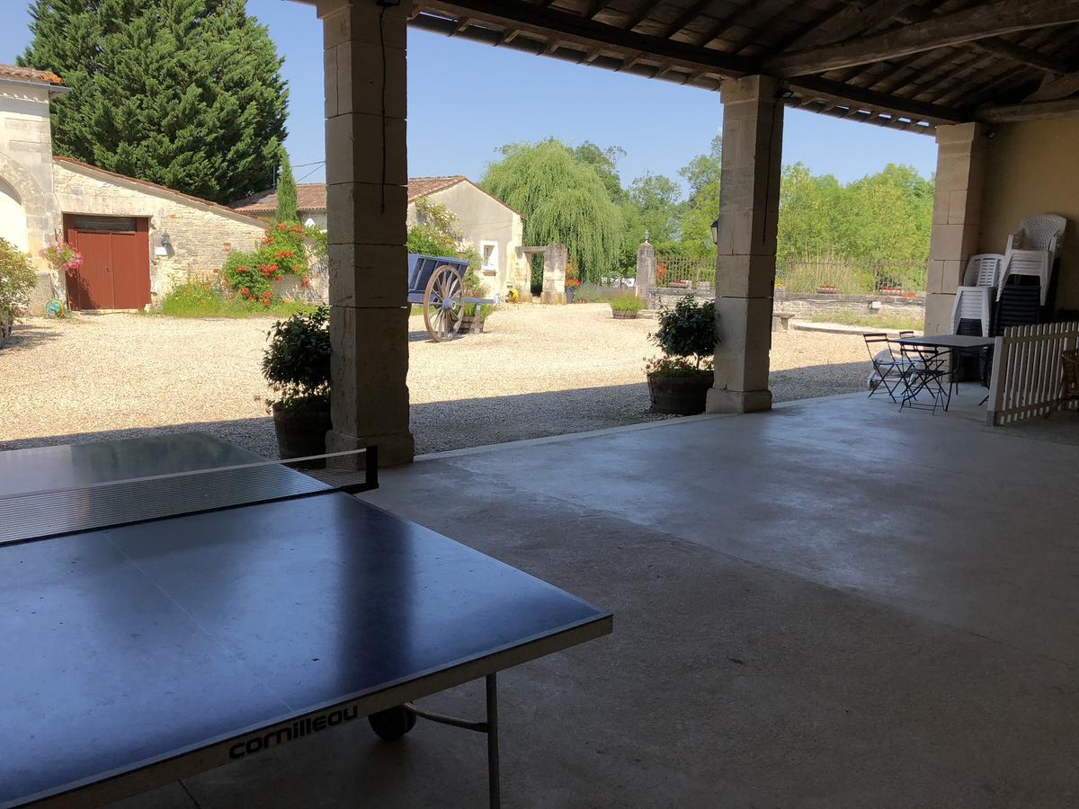 Gites De Cognac Bréville Buitenkant foto